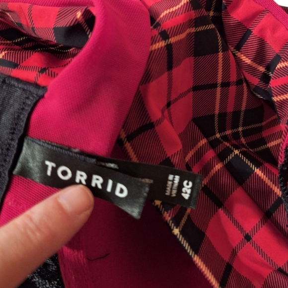 Torrid RED Plaid Underwire BRA 42C PUNK Mall Goth - Picture 3 of 5